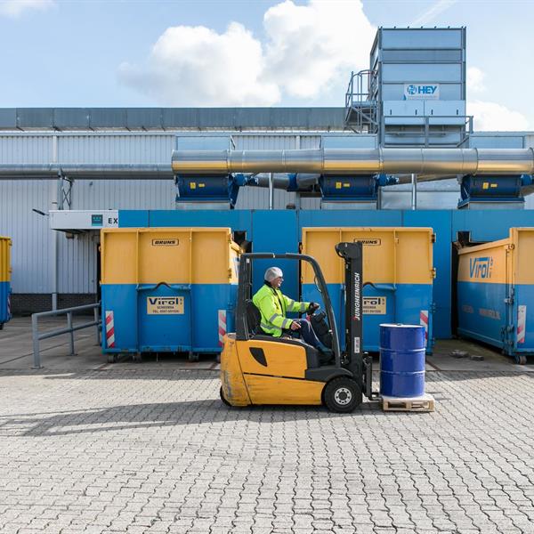 Our team is ready to make the best packaging for you.